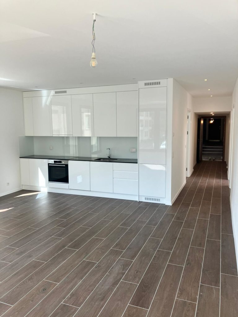 Rénovation d'un appartement à Genève par Entreprise du Bâtiment MS SA (photo 6)