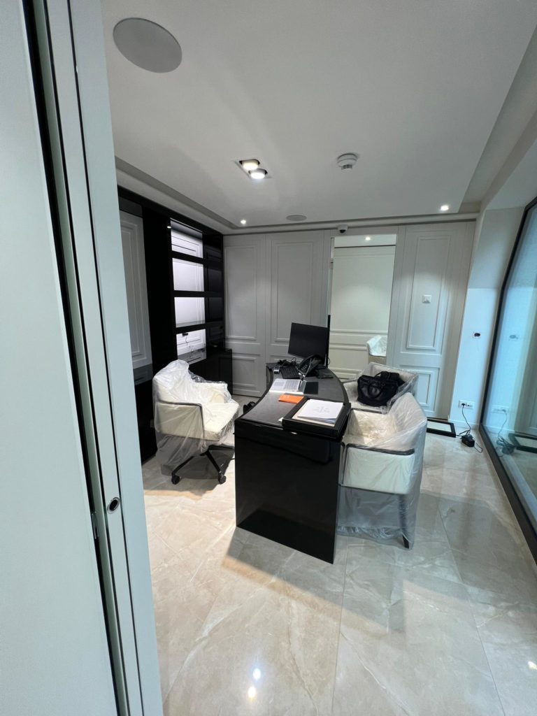 Rénovation d'un appartement à Genève par Entreprise du Bâtiment MS SA (photo 11)